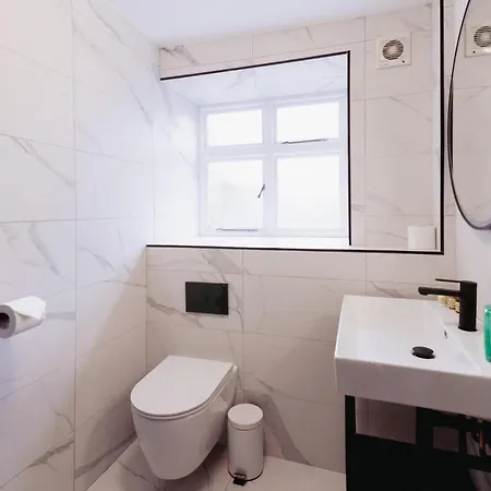 Host & - Iris Lägenhet *